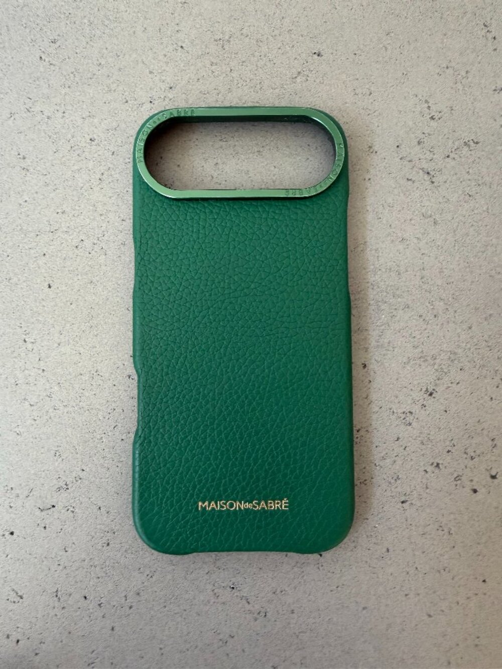 MAISON de SABRÉ iPhone 17 Air Leather Case — Emerald Green, MagSafe, NIB